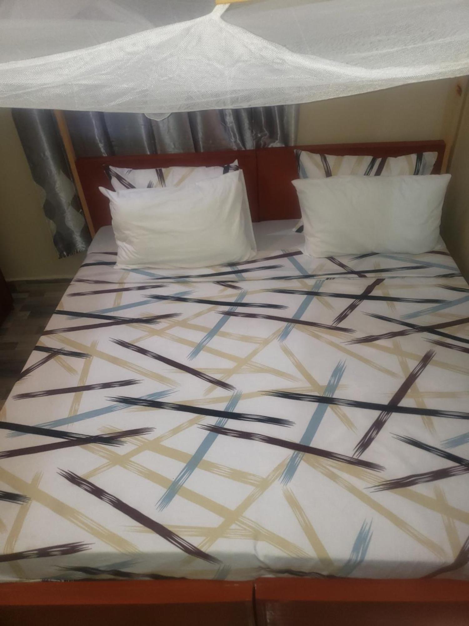 L&J Modern Backpackers Bnb Dar es Salaam Luaran gambar