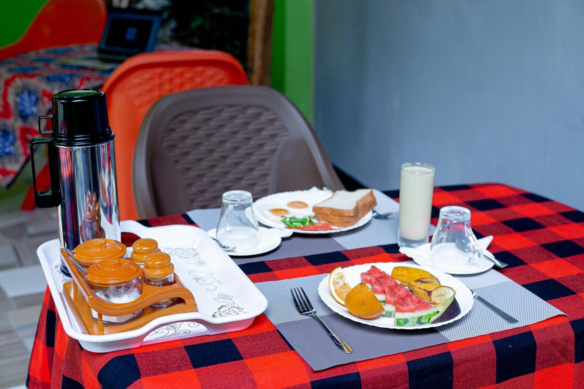 L&J Modern Backpackers Bnb Dar es Salaam Luaran gambar